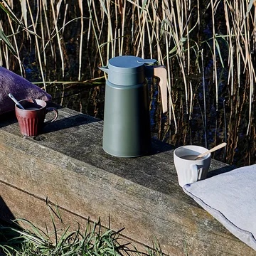Thermos Cole 1,8 L - verde - House Doctor