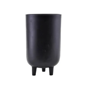 Vaso da fiori con piede Jang nero - 26 cm - House Doctor