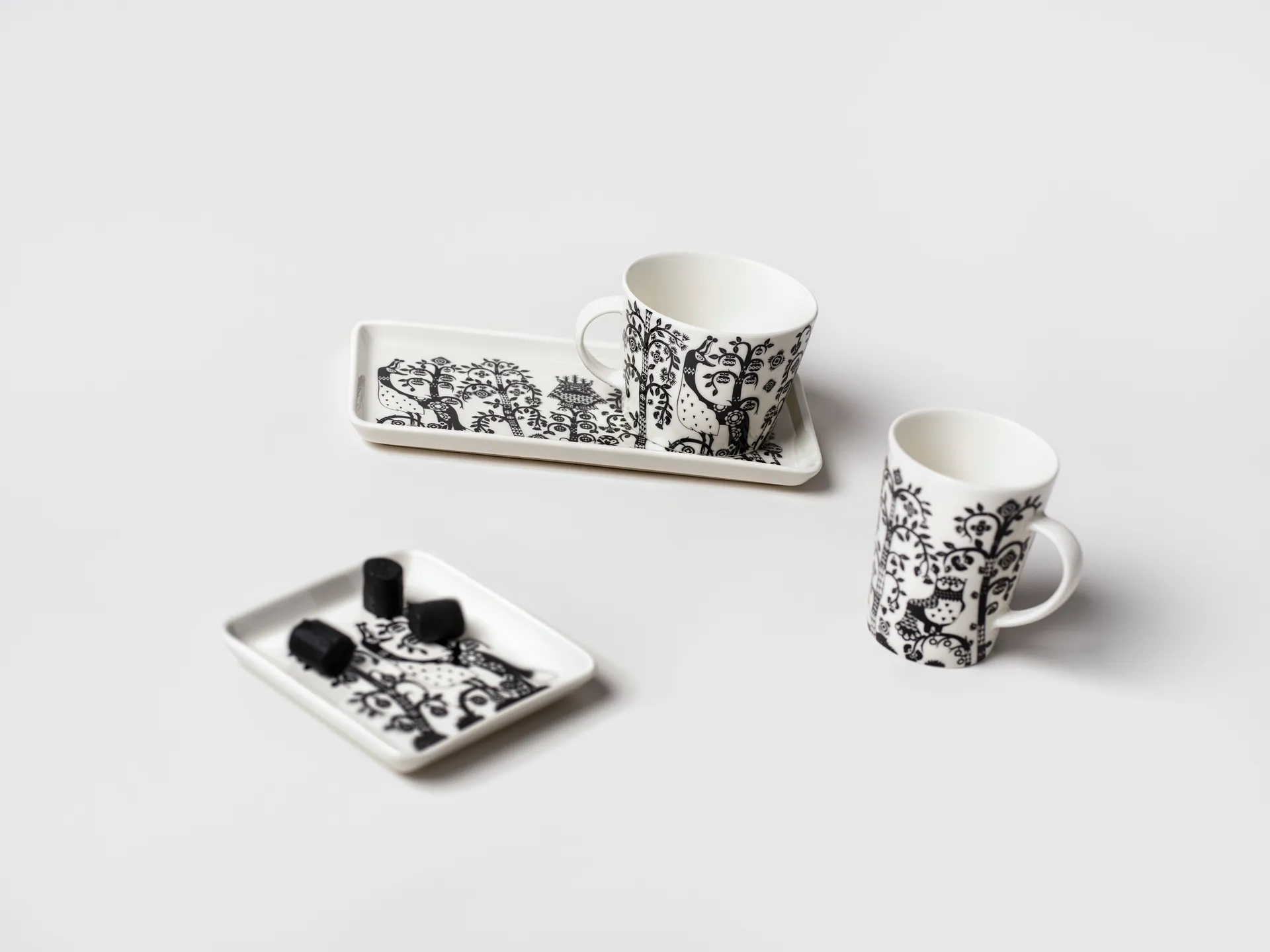 Piattino Taika 12x12 cm, Nero Iittala
