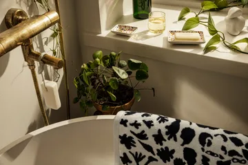 Telo da bagno Oiva Toikka Cheetah 70x140 cm - Nero-bianco - Iittala