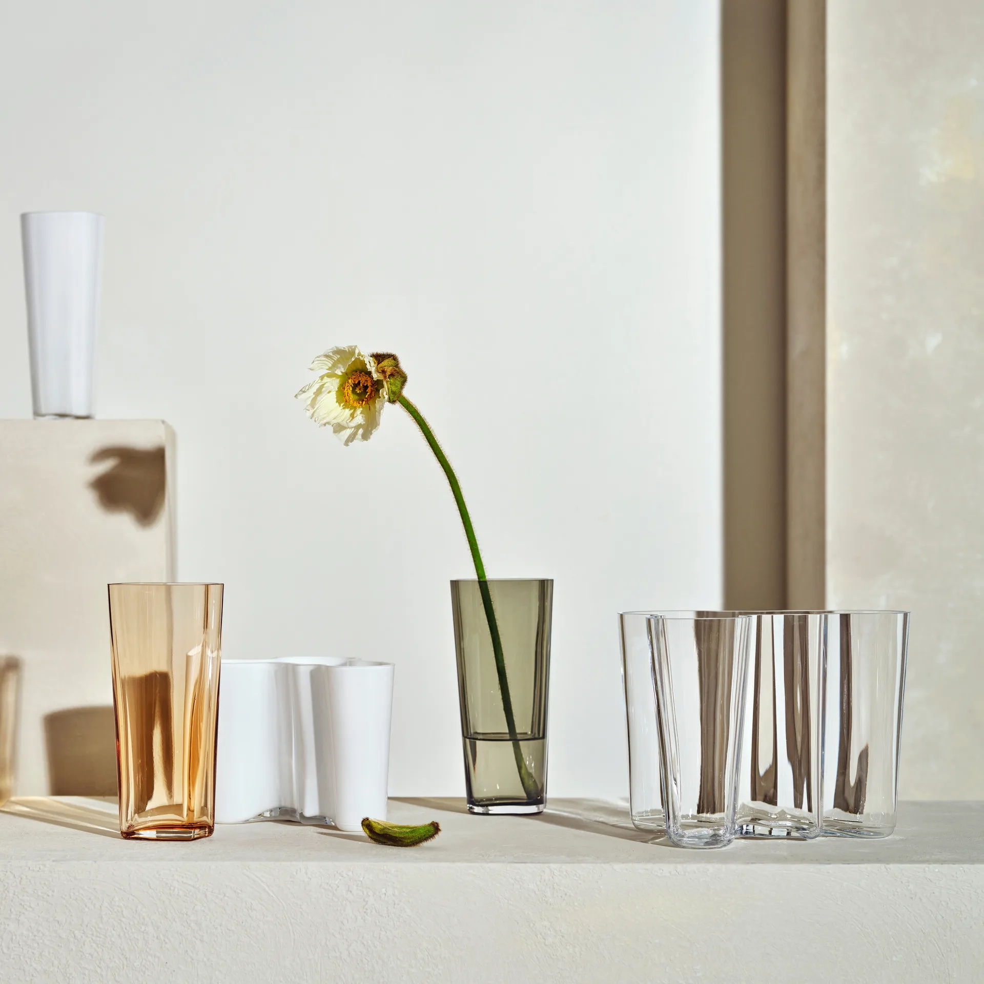 Vaso Aalto opal white, 120 mm Iittala
