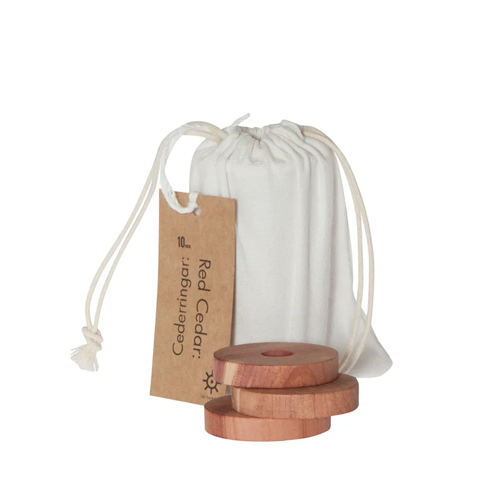 Anelli Iris in cedro, Legno di cedro, 10 anelli Iris Hantverk