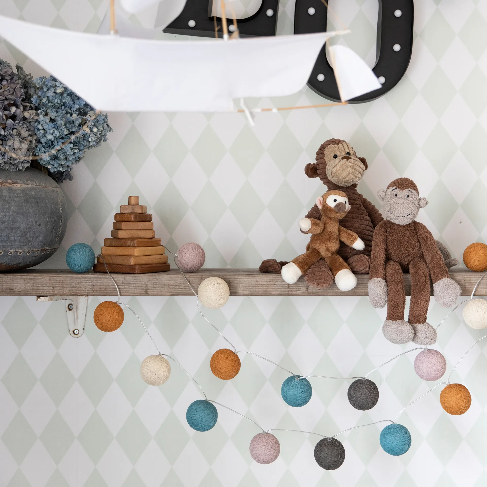 Filo di luci Irislights New Day, 20 sfere Irislights