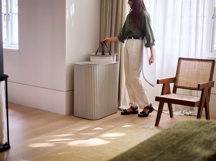 Cesta portabiancheria Tota Luxe 90 L, Ecru Joseph Joseph