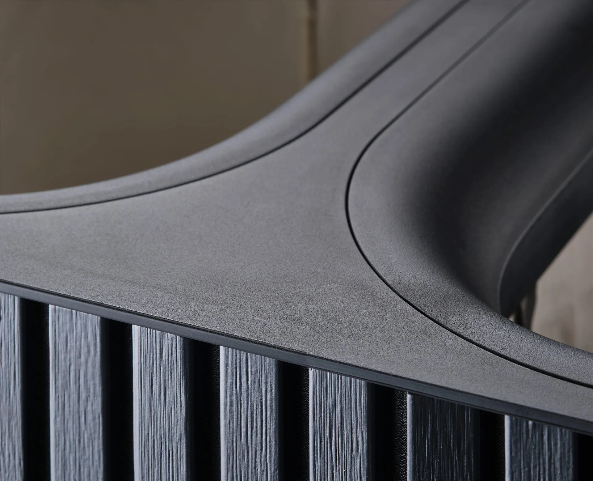 Cesta portabiancheria Tota Luxe 90 L, Nero Joseph Joseph