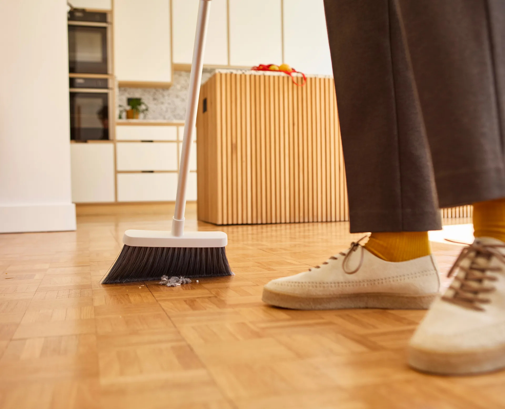 Scopa da parete Cleantech, Pietra Joseph Joseph