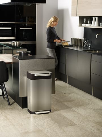 Secchio compattatore con pedale Joseph Joseph Titan 30 L - Acciaio inossidabile - Joseph Joseph