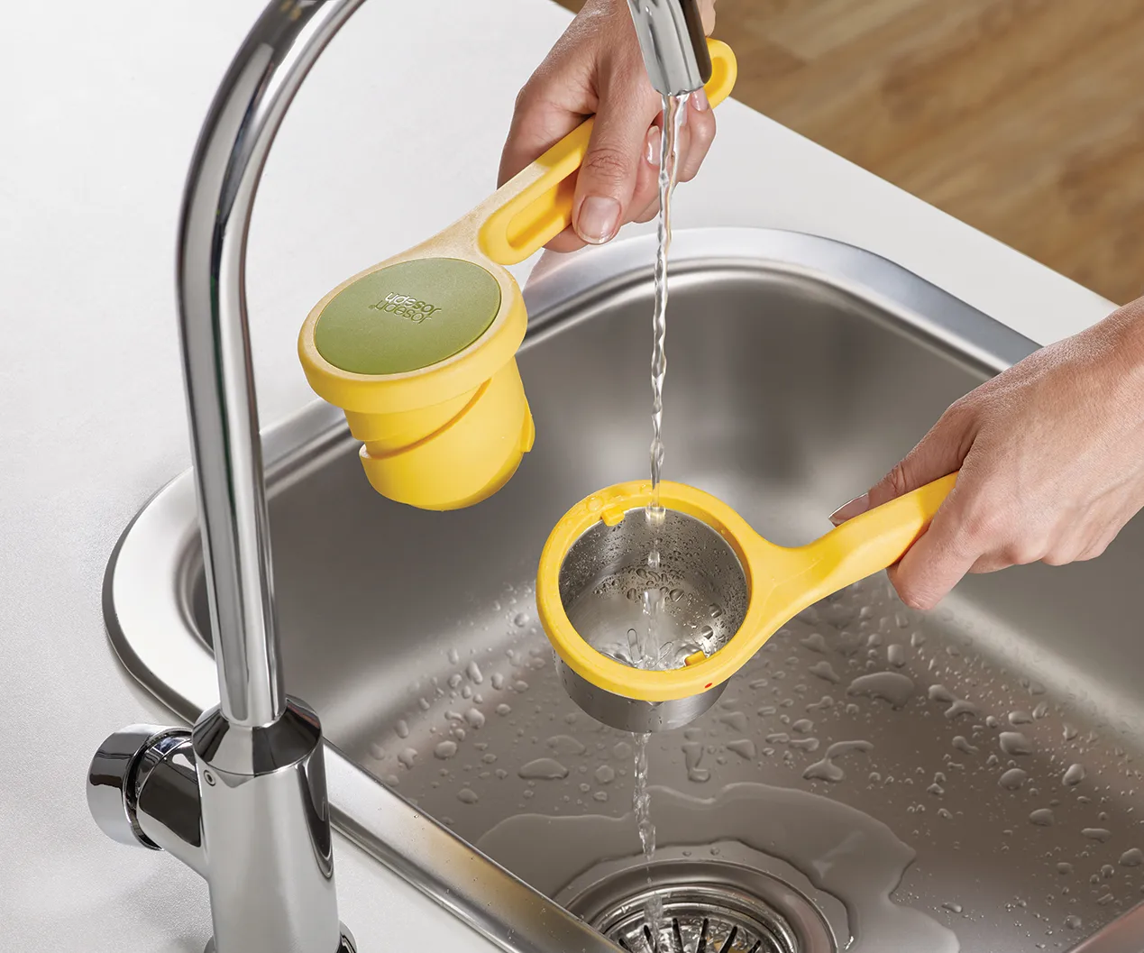 Spremiagrumi Helix 24,5 cm, Giallo Joseph Joseph