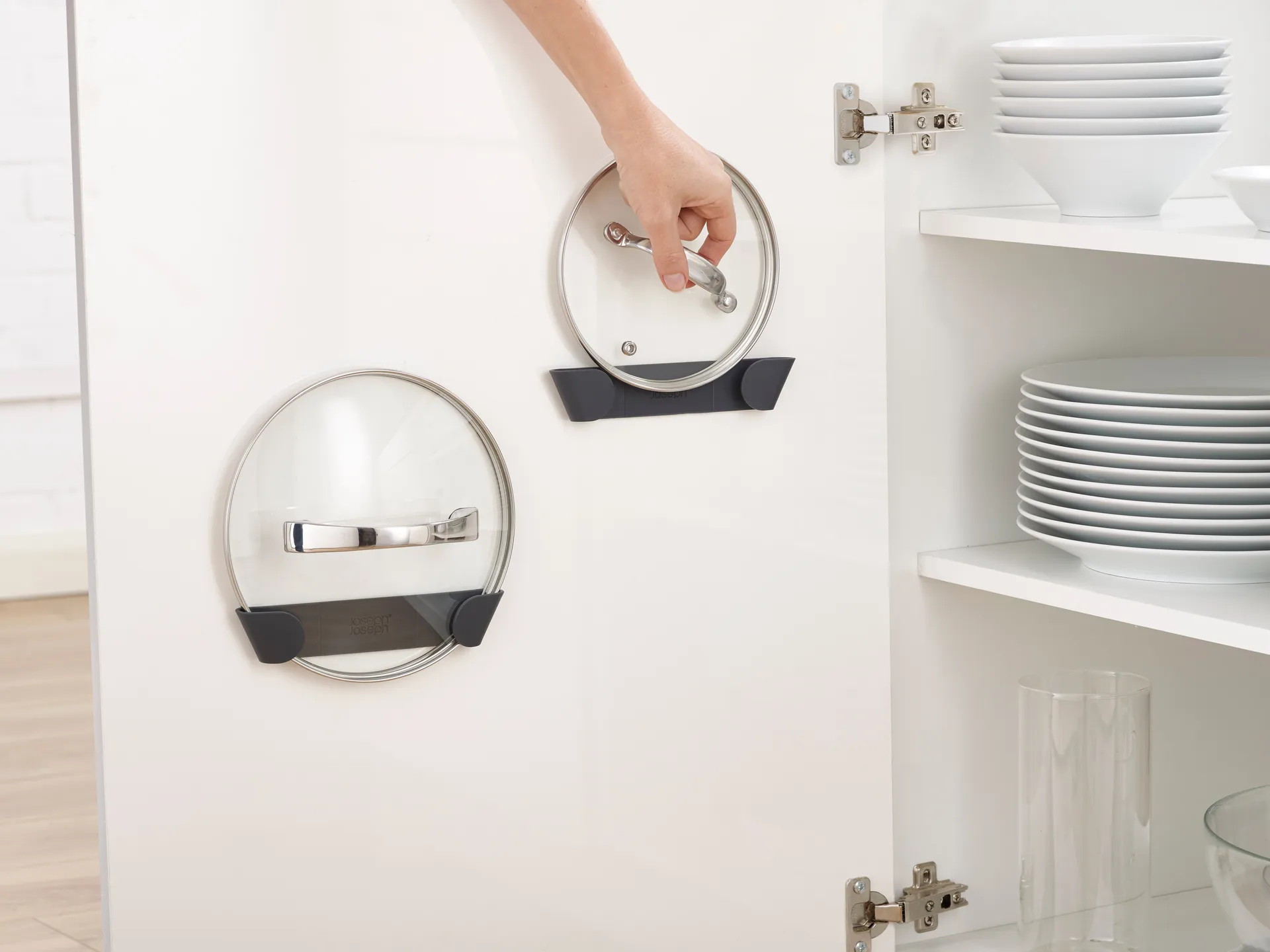 Supporto per coperchi Cupboardstore 4 pezzi, Grigio Joseph Joseph