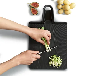 Tagliere Chop2pot Plus nero - Regolare - Joseph Joseph