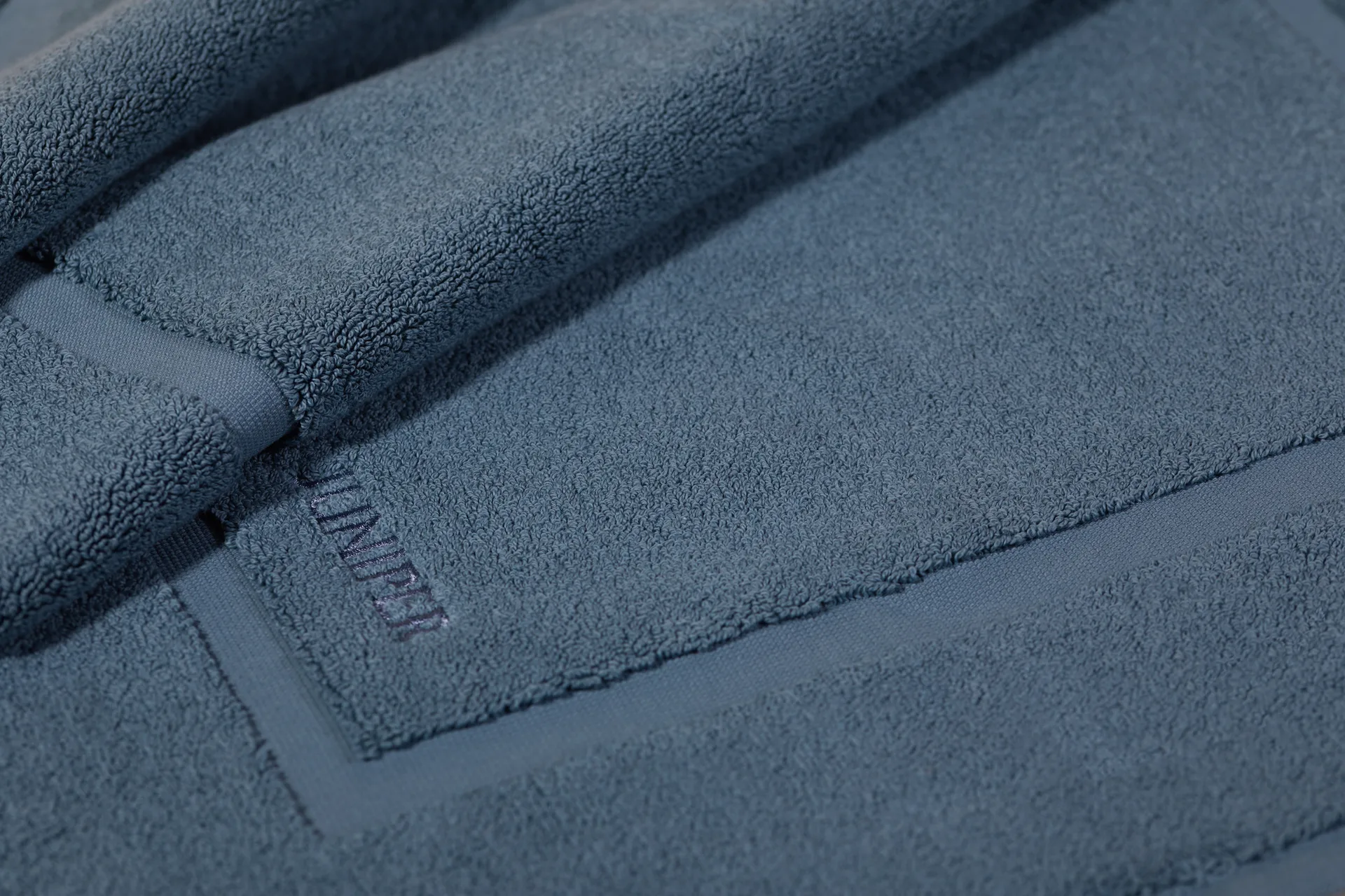 Tappeto da bagno Juniper 50x80 cm, North Sea blue Juniper