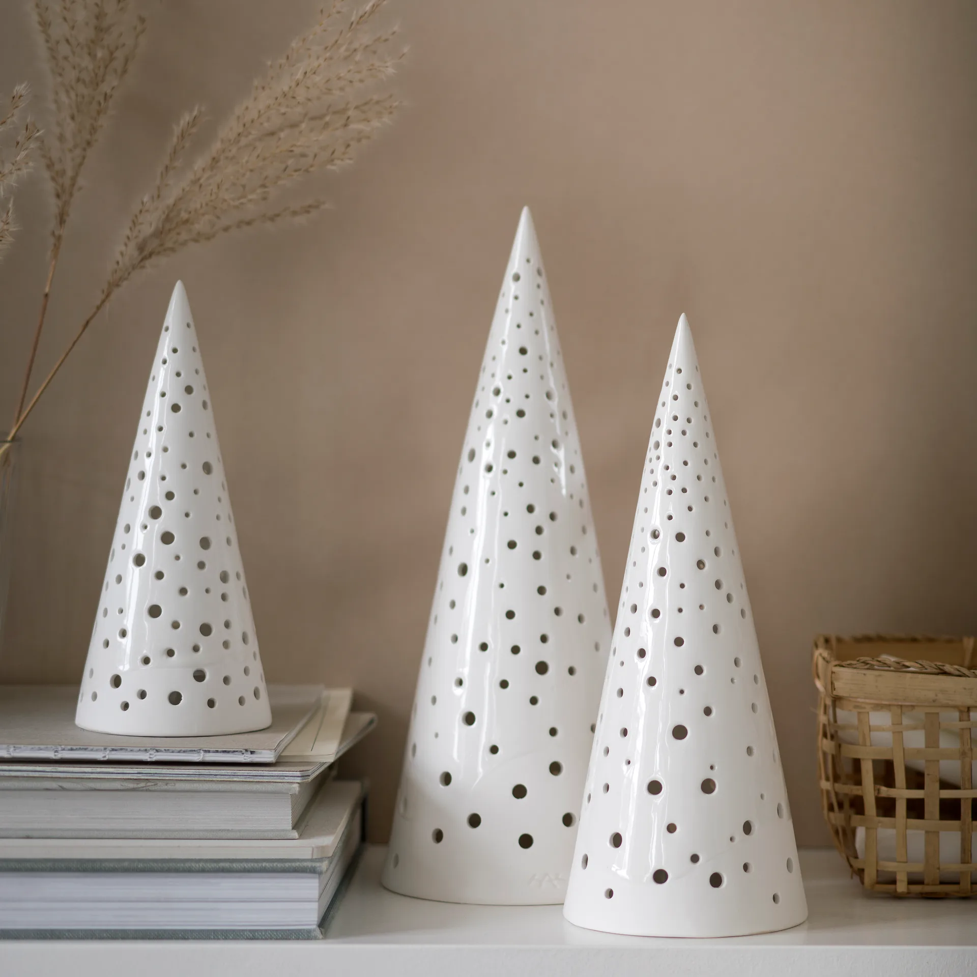 Portacandele Nobili, medio, Bianco neve Kähler