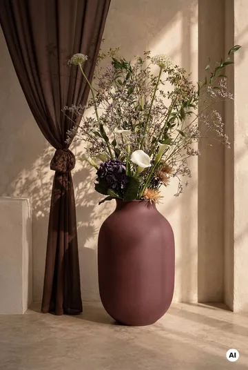 Studio Omaggio vaso - Bordeaux, 50 cm - Kähler