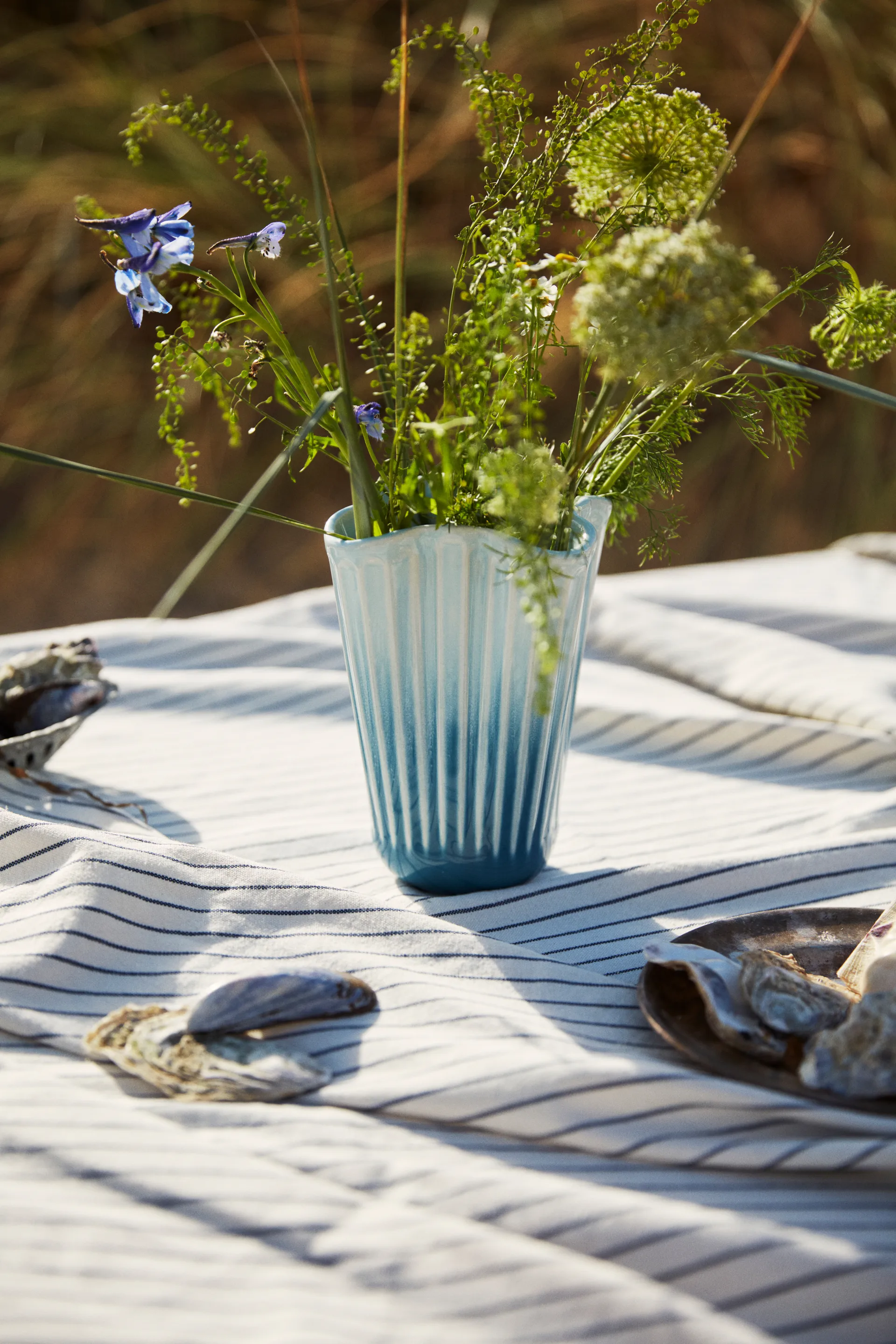 Vaso Hammershøi unfold, Blu, 20,5 cm Kähler