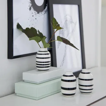 Vaso in miniatura Omaggio confezione da 3 - nero-bianco - Kähler
