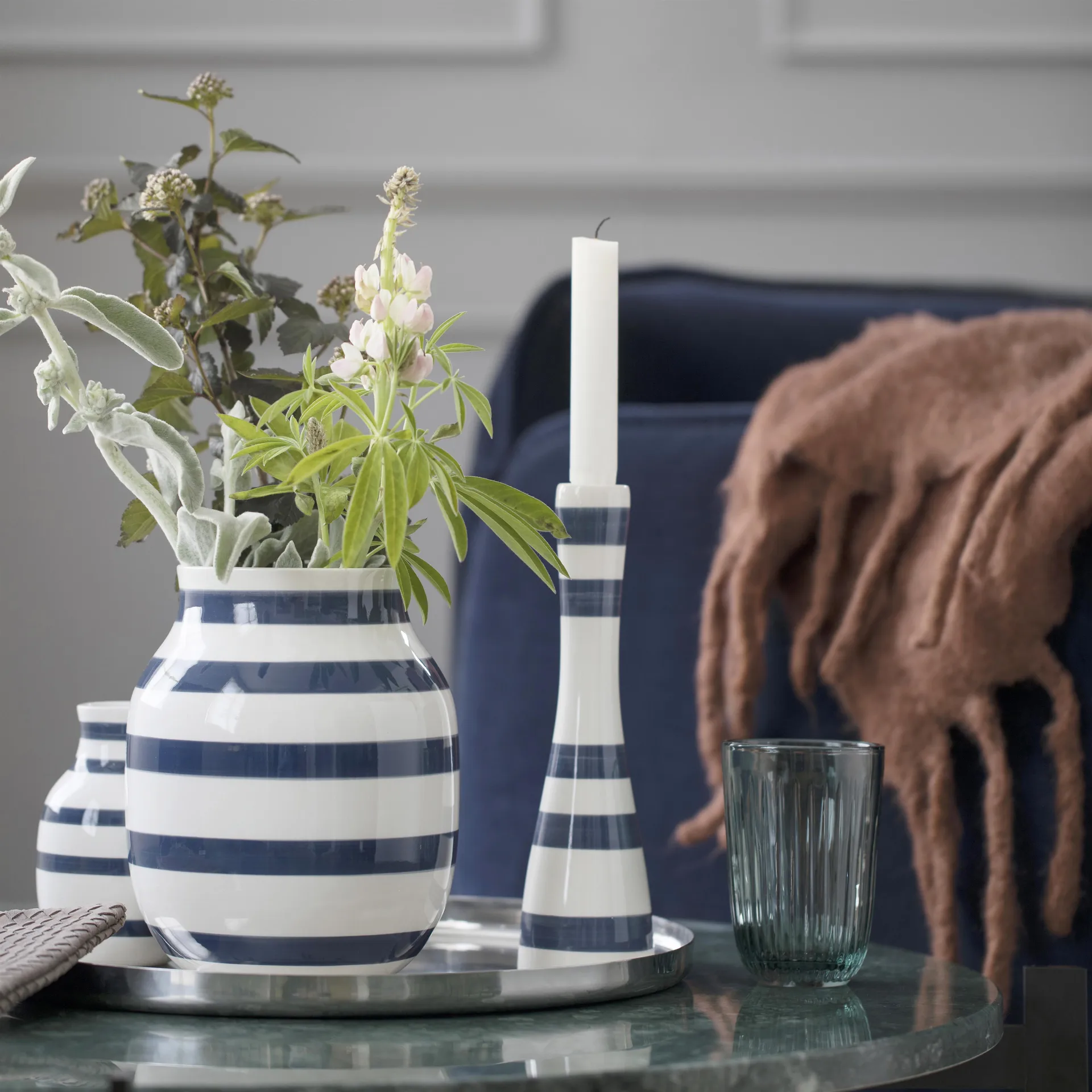 Vaso Omaggio medio, acciaio blu Kähler
