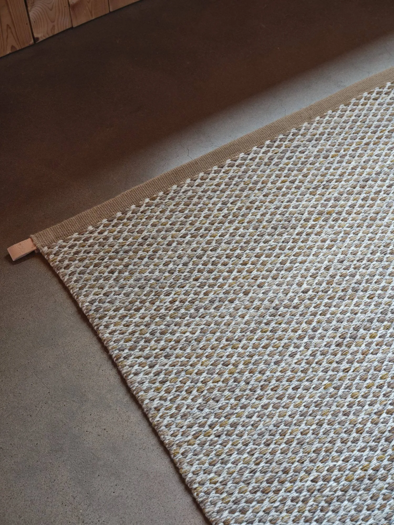 Ori tappeto in lana, 870 Honeycomb, 270x270 cm, con backing Kasthall