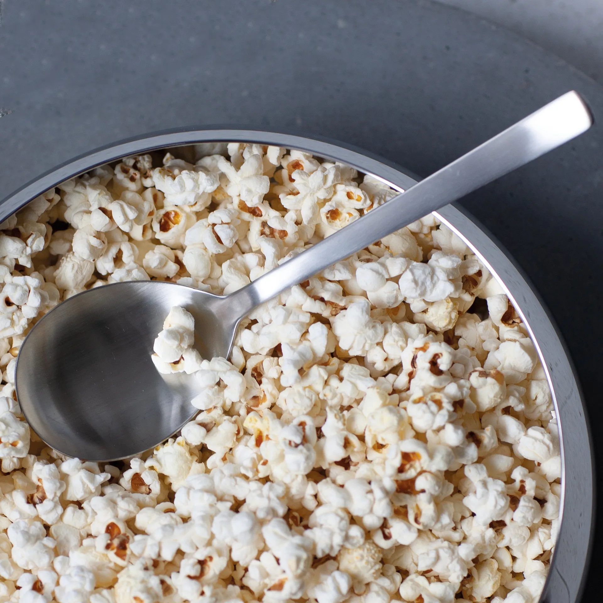 Cucchiaio da portata Grand Prix 23,5 cm, Matte steel Kay Bojesen