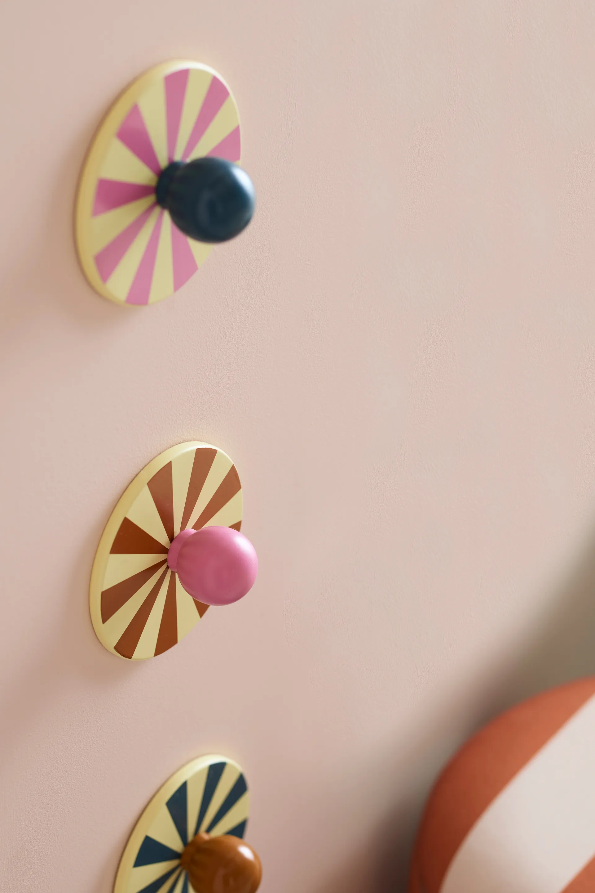 Gancio Cirkus 3 pezzi, Multicolore, Ø10x4,4 cm Kid's Concept