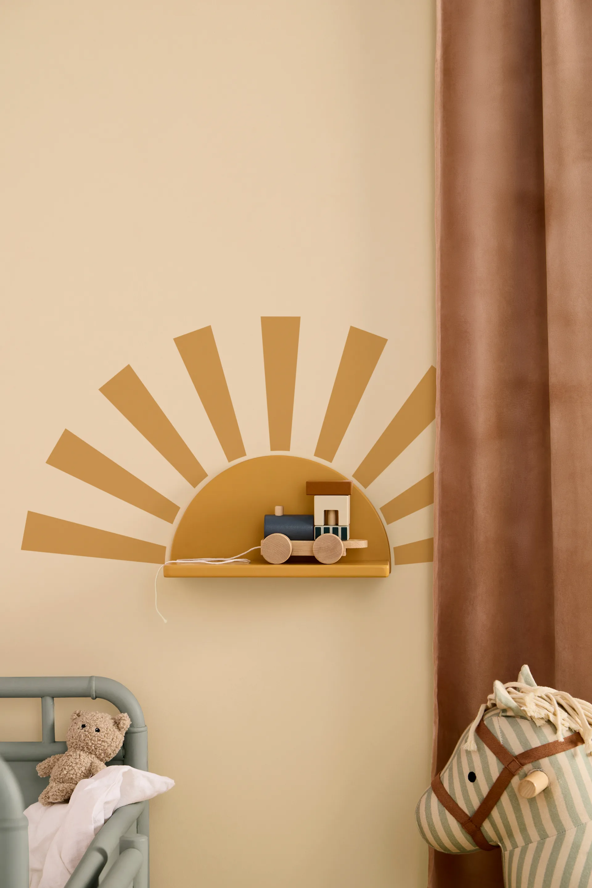 Mensola rotonda Star con adesivi inclusi, Senape Kid's Concept