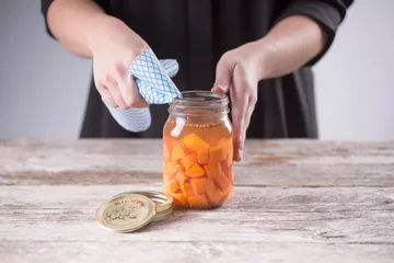 Barattolo per conserve rotondo Kilner - Trasparente-oro, 0,5 L - Kilner