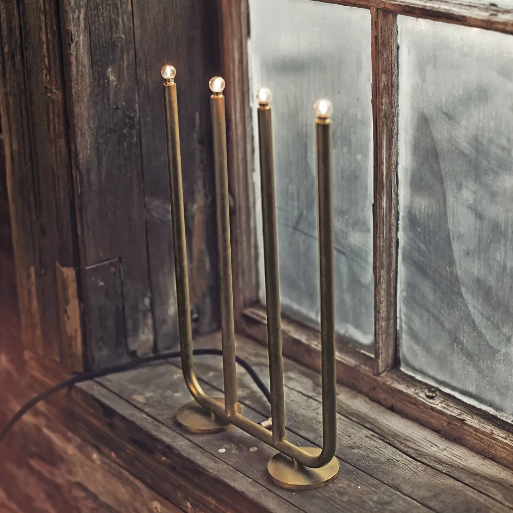 Candelabro December 4, Antracite ossidata Konsthantverk