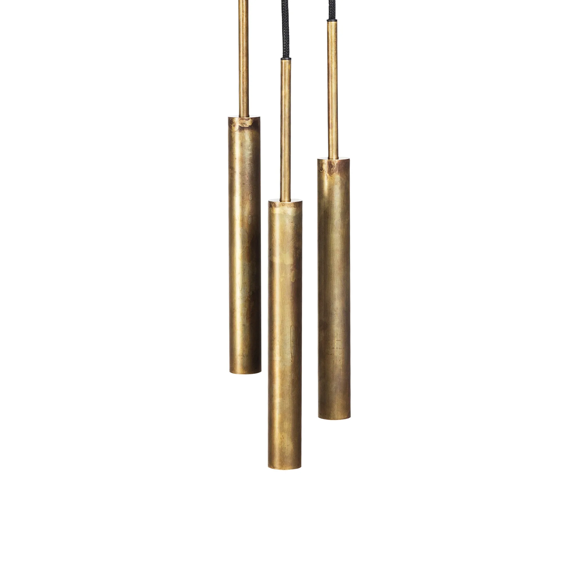 Lampada a sospensione Stav con 3 tubi arrotondati, Ottone grezzo Konsthantverk