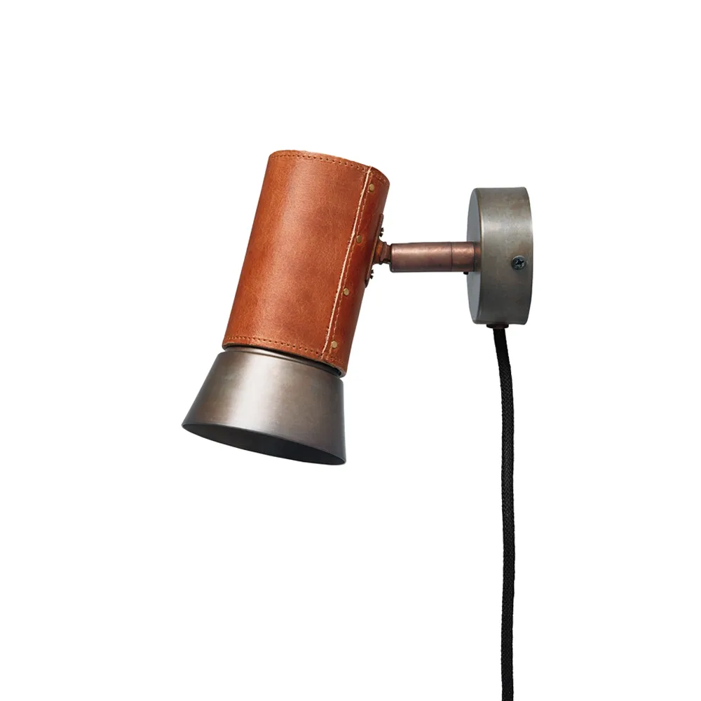 Lampada da parete Kusk, ossido di ferro/pelle marrone Konsthantverk