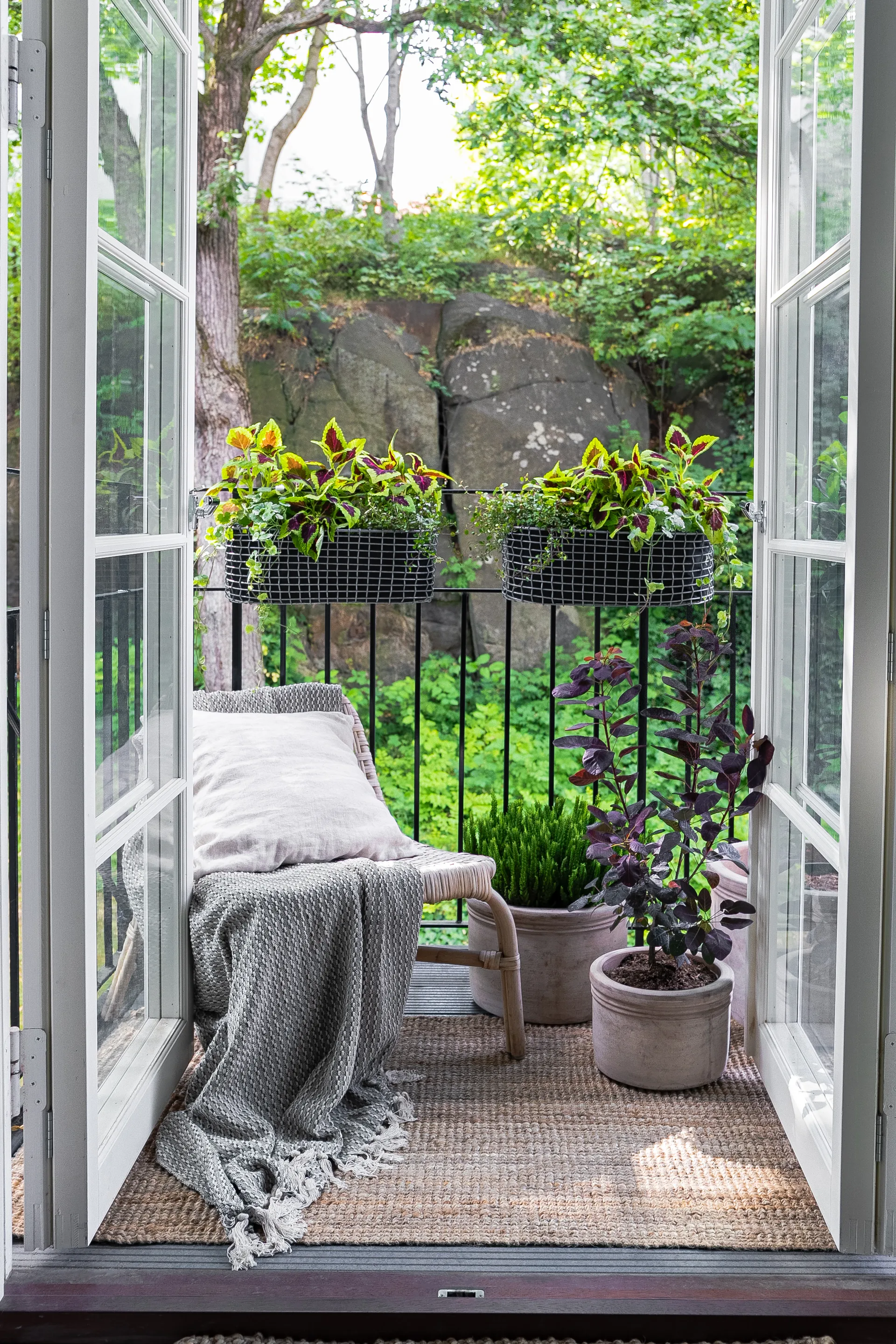 Fioriera da balcone Korbo, Acciaio resistente agli acidi KORBO