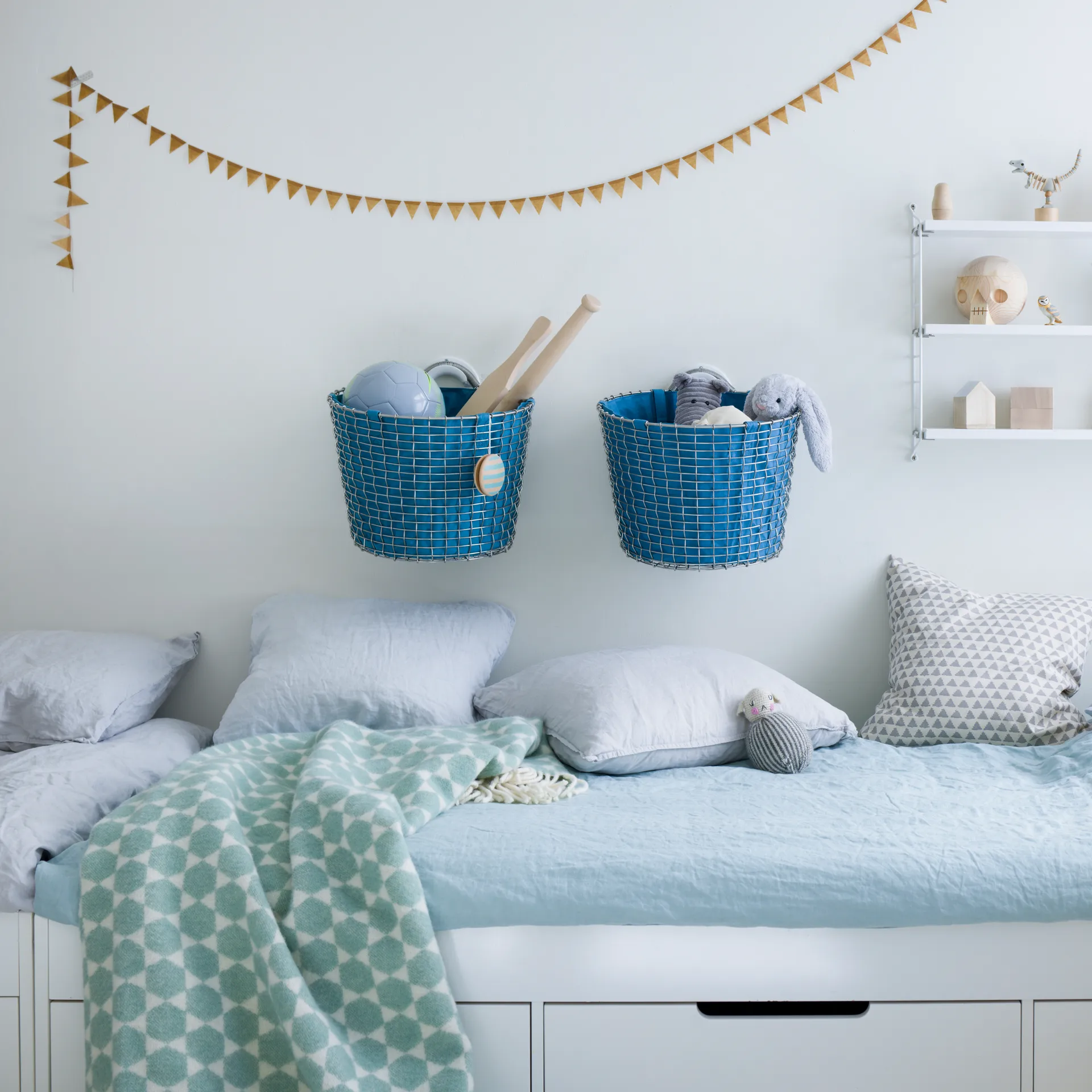 Pattumiera Korbo 24, acciaio resistente agli acidi KORBO