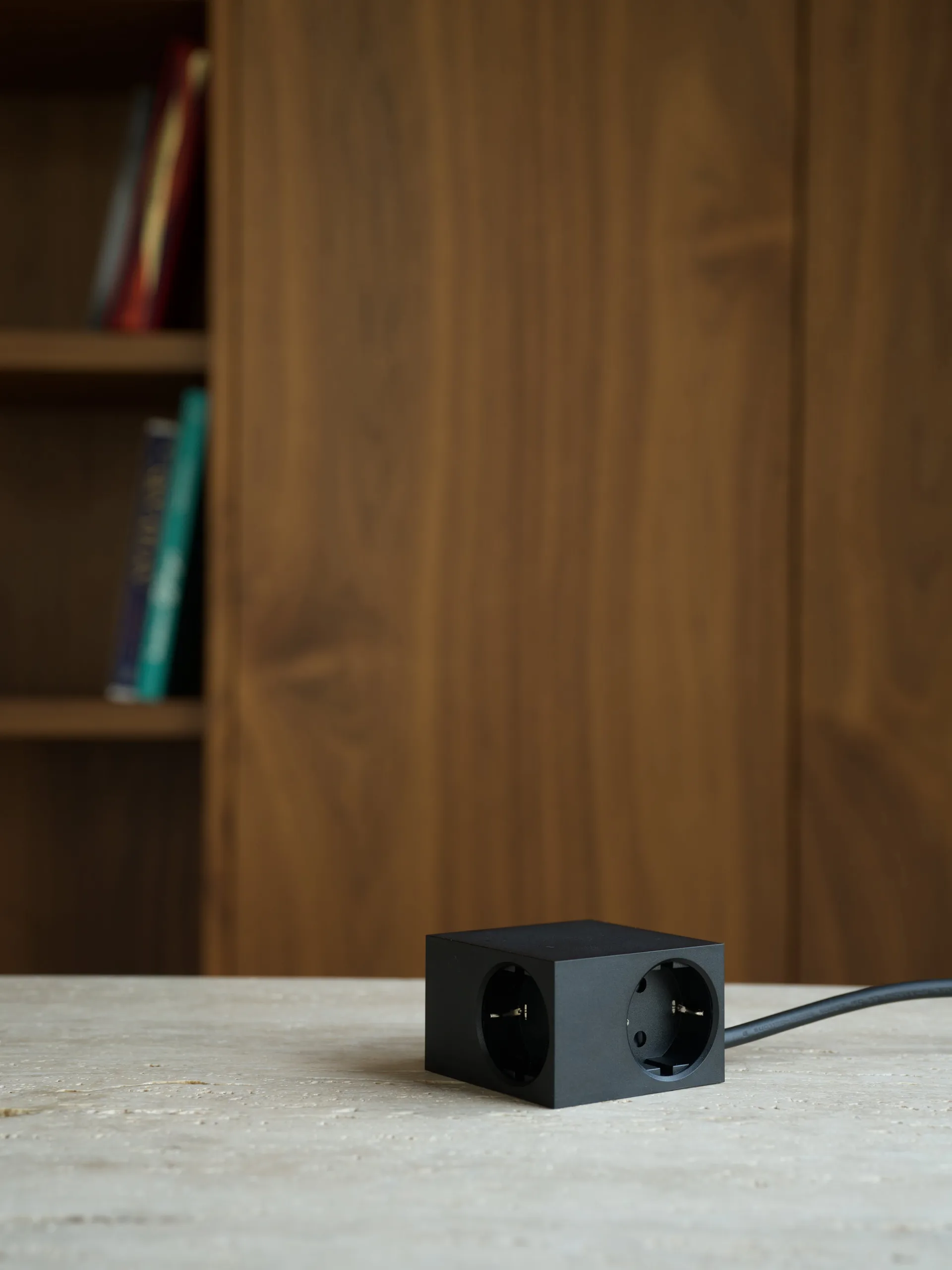 Presa multipla Cuboid 2 m, Black Kord