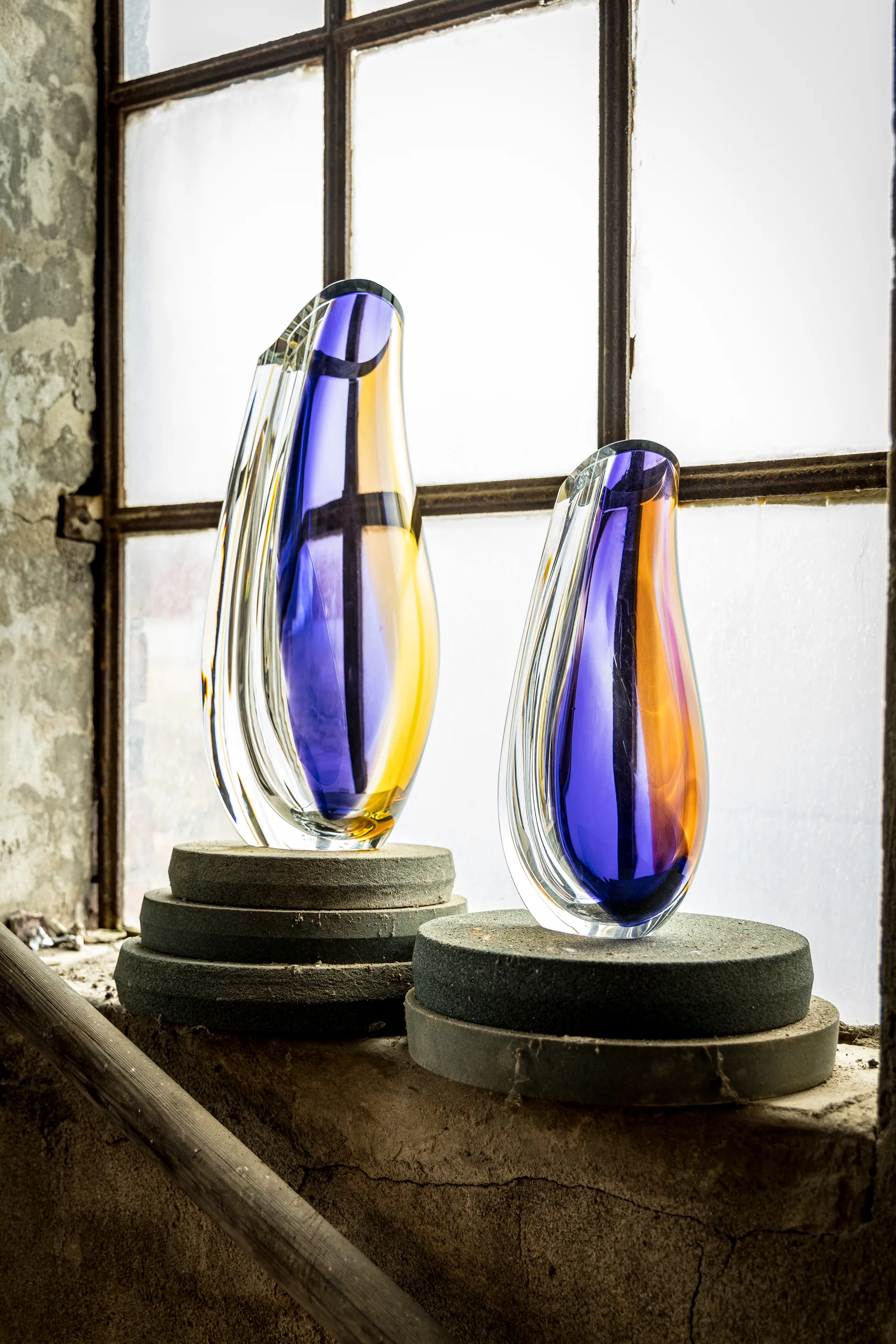 Vaso Orchid 280 mm, Viola, ardesia Kosta Boda