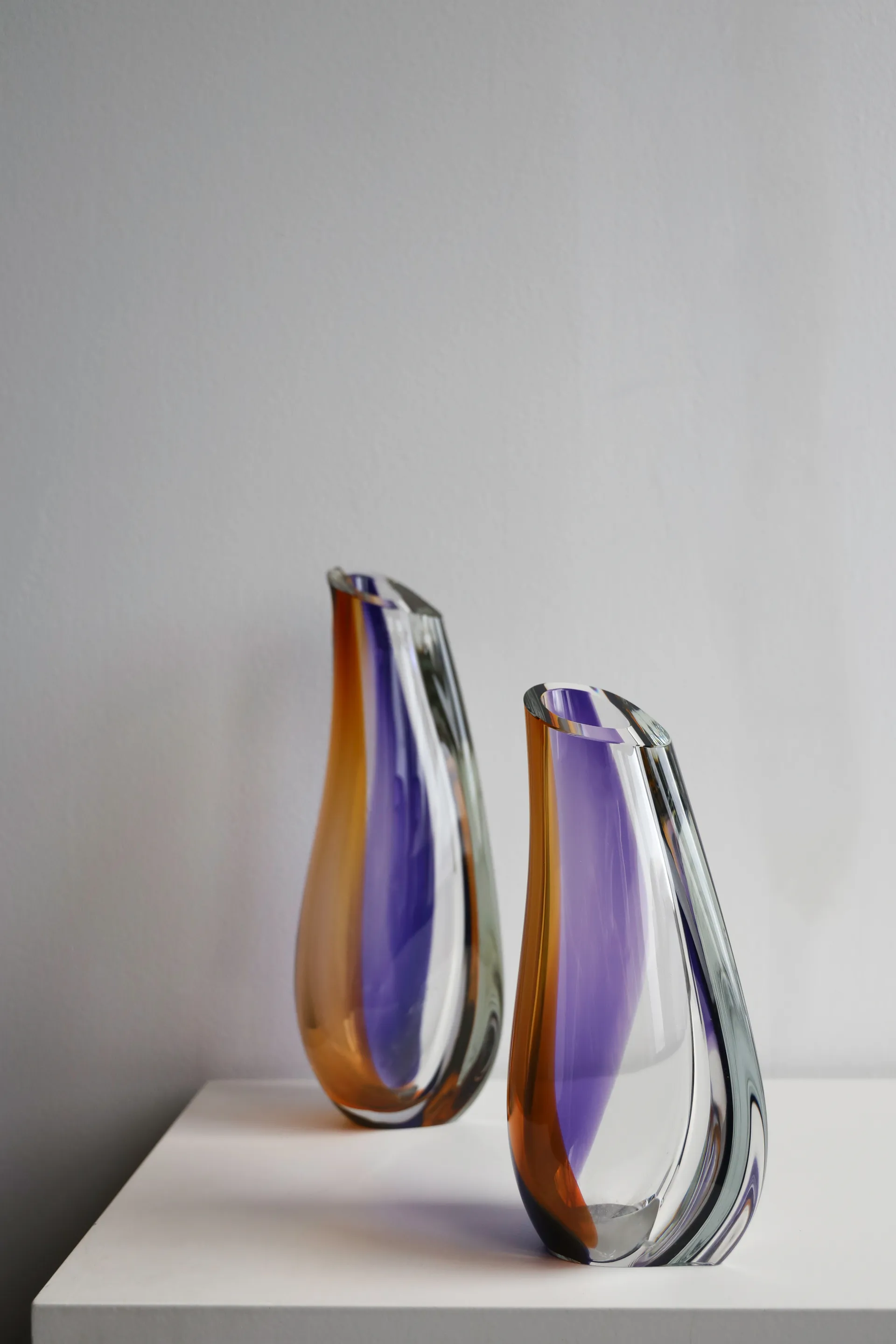Vaso Orchid 280 mm, Viola, ardesia Kosta Boda