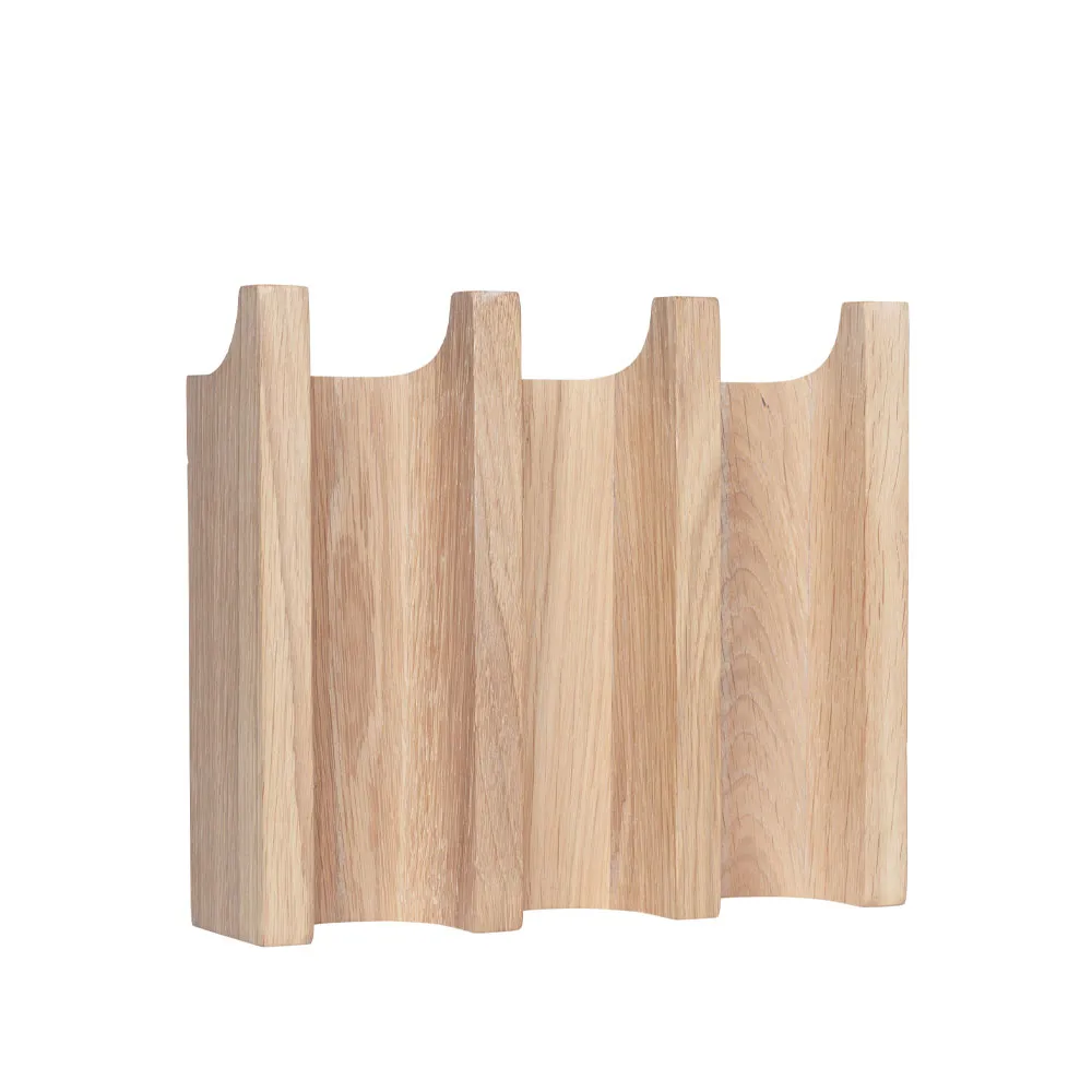 Appendiabiti Column, rovere oliato Kristina Dam Studio