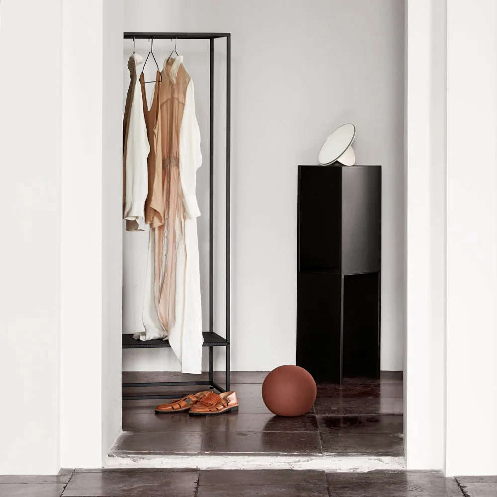 Appendiabiti Grid, bianco Kristina Dam Studio