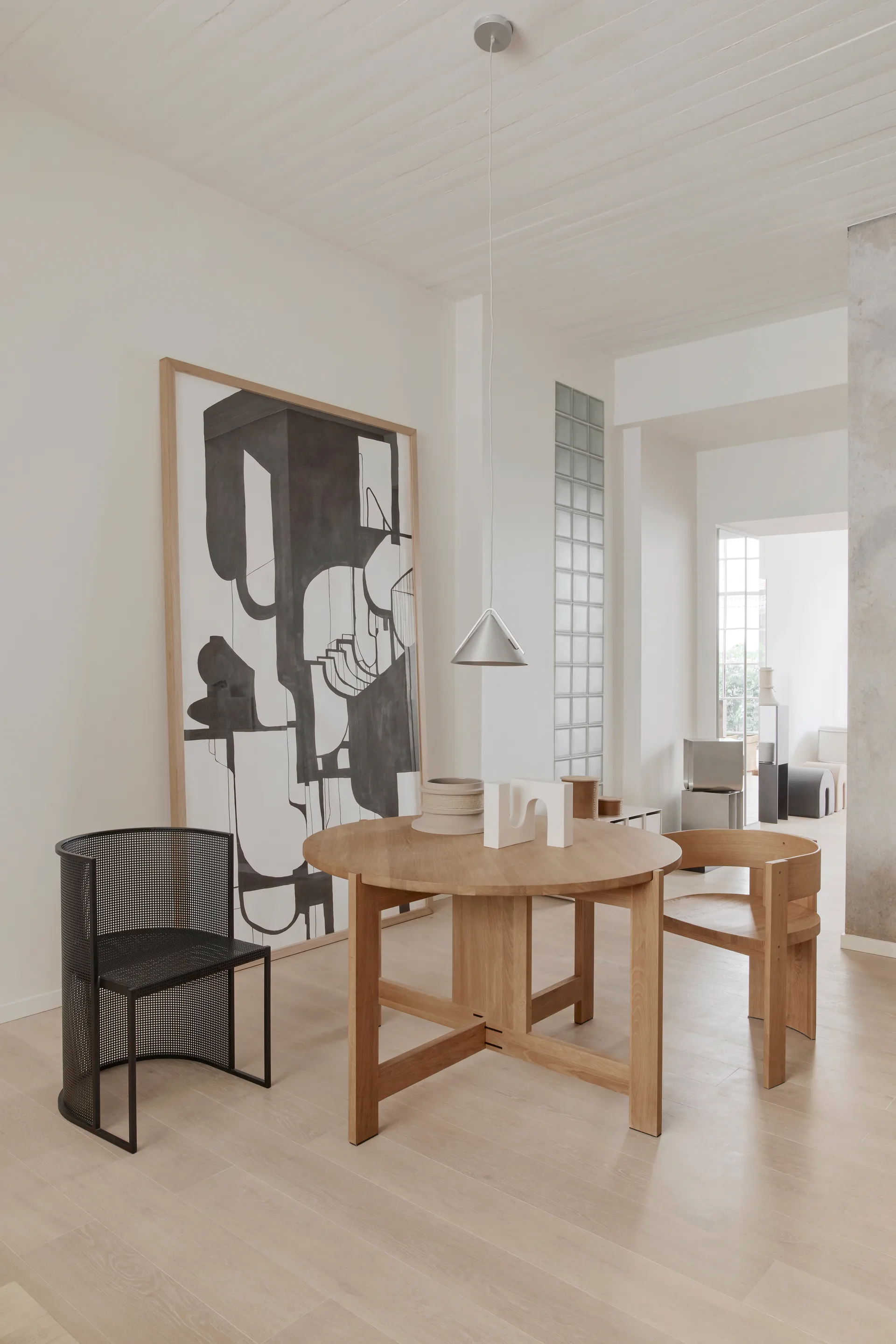 Sedia Collector, Rovere-noce laccato in tonalità calda Kristina Dam Studio