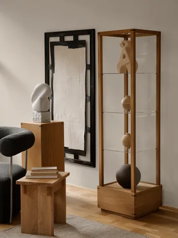 Sgabello Artisan 30x40 cm - Rovere laccato in tonalità calda - Kristina Dam Studio