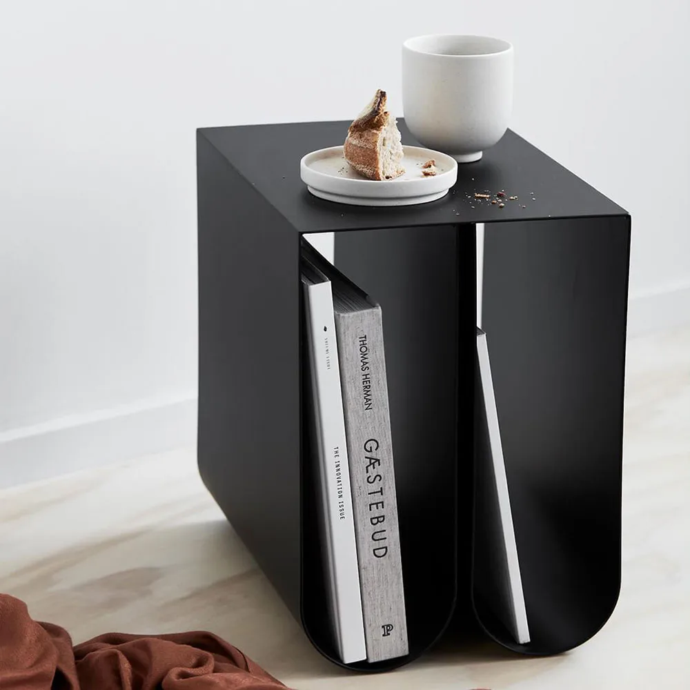 Tavolino Curved, nero Kristina Dam Studio