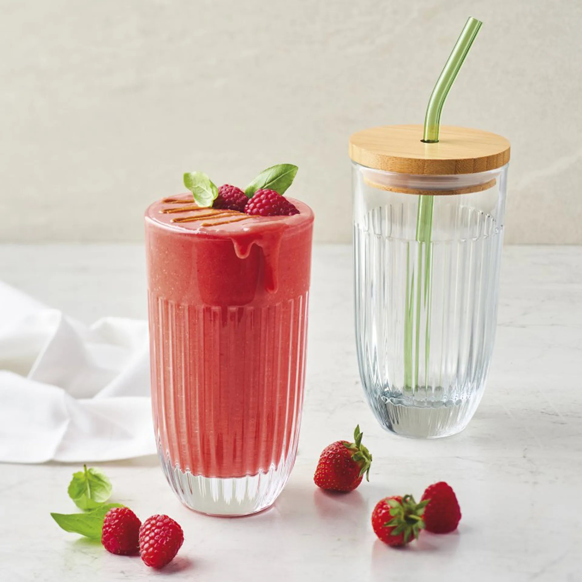 Bicchiere da smoothie Ouessant con coperchio e cannuccia 43 cl, Trasparente La Rochère