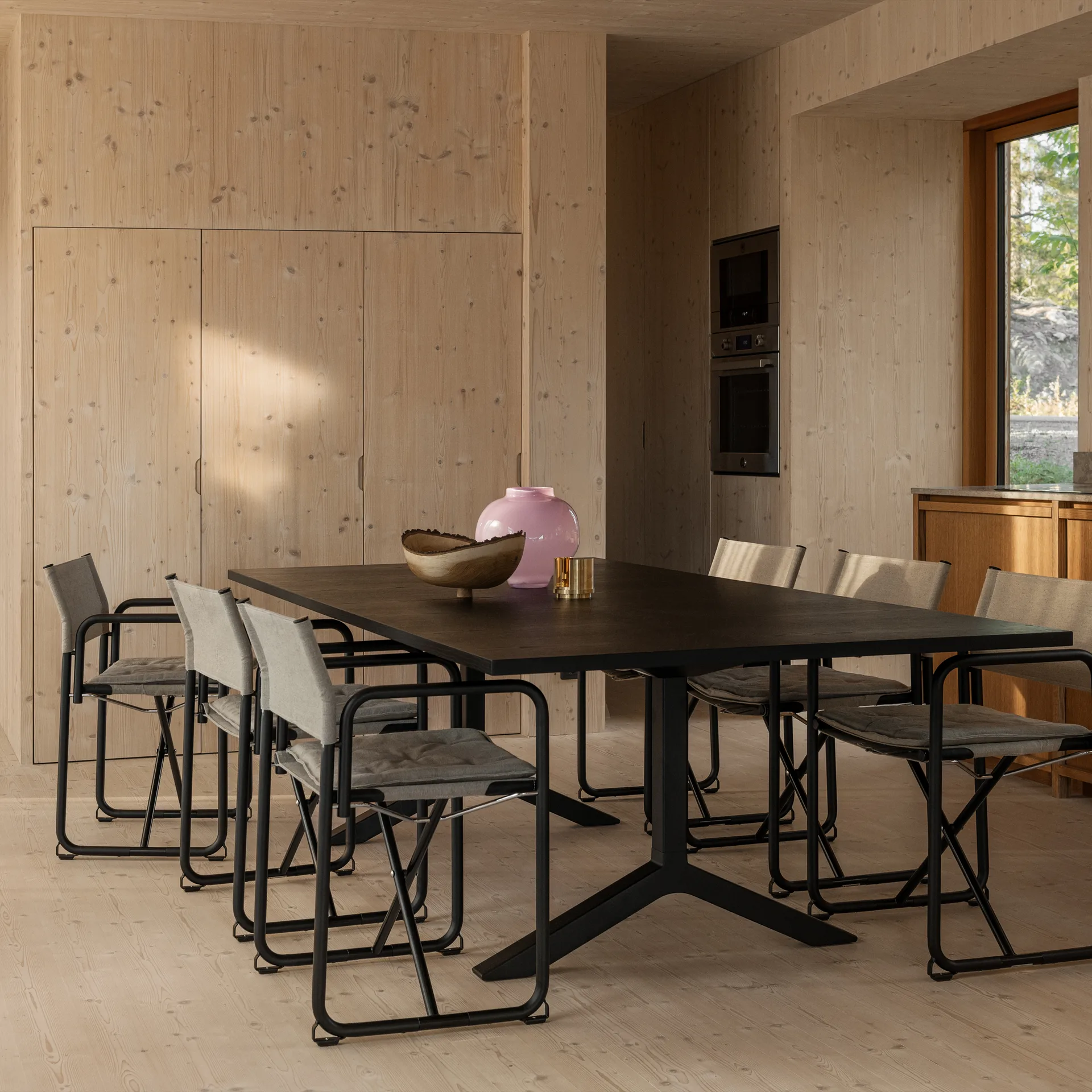 X75-2 poltrona con braccioli, Tessuto di lino naturale-gambe cromate Lammhults