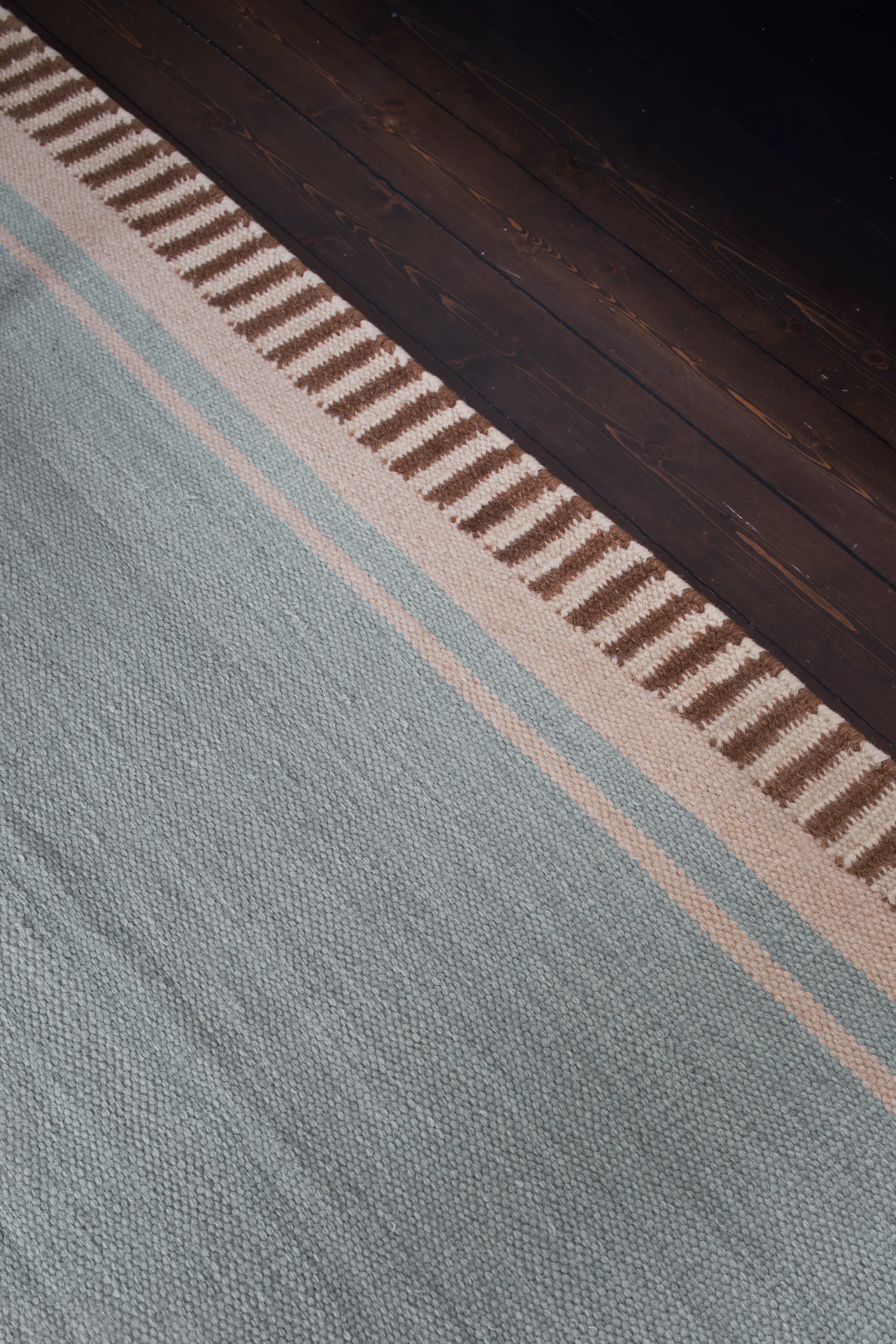 Röllakan Solid tappeto in lana, azzurro cielo, 250x350 cm Layered