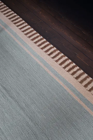 Röllakan Solid tappeto in lana - azzurro cielo, 250x350 cm - Layered
