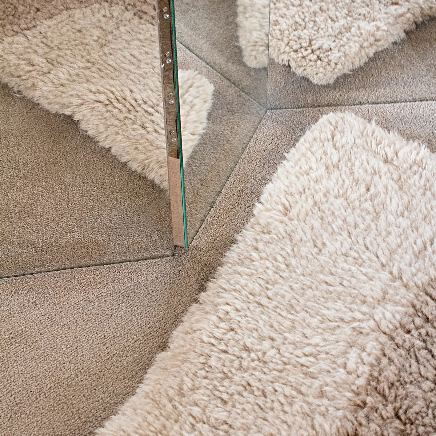 Tappeto Bird in Space 180x270 cm, bianco - marrone - beige Layered