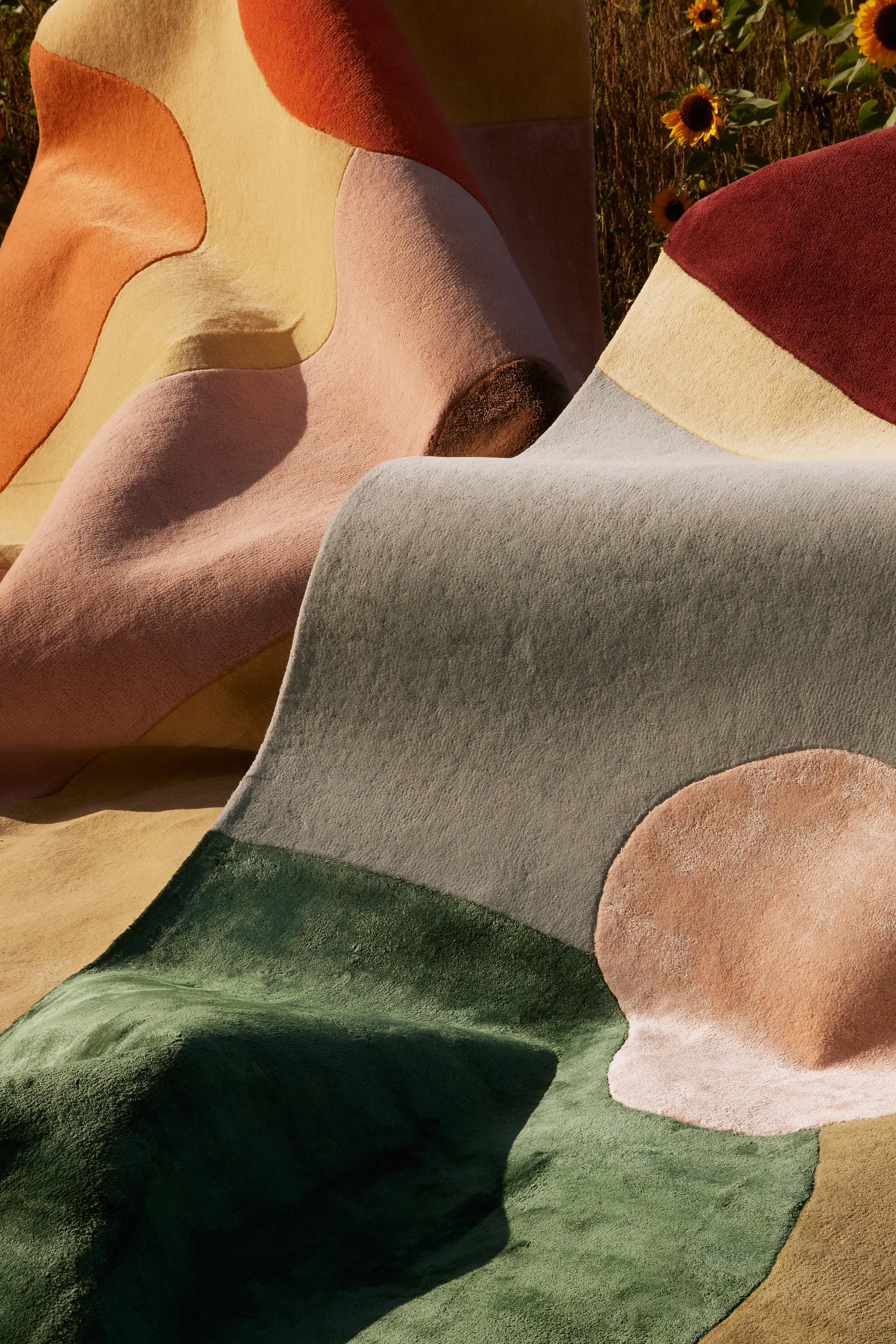 Tappeto in lana Sleeping Flower, 200x300 cm Layered