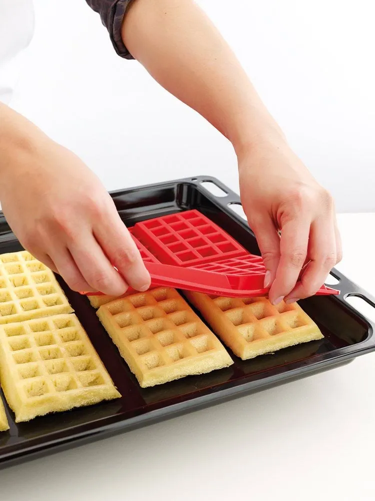 Stampo per waffle in silicone Lékué, Rosso Lékué