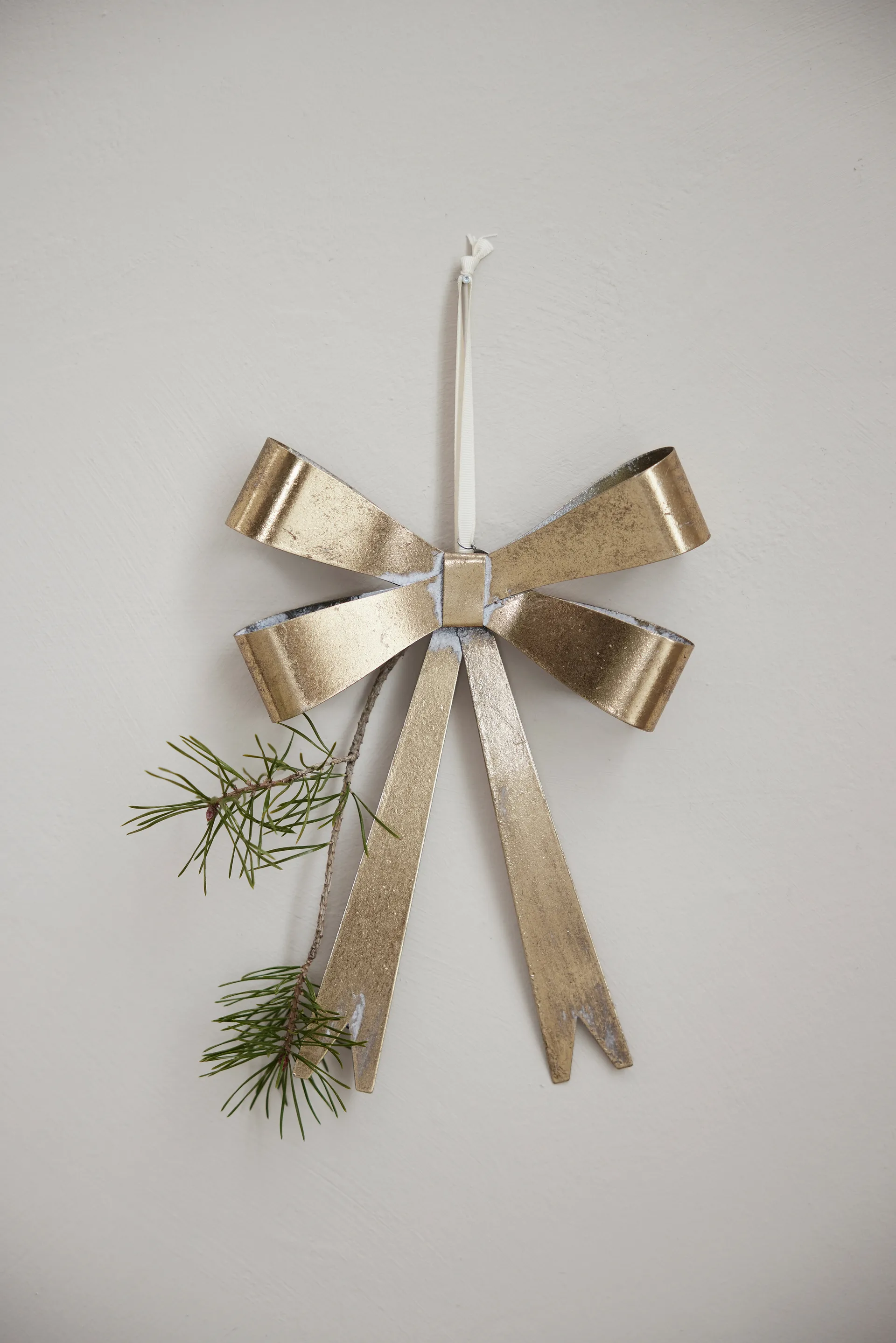 Ciondolo decorativo Missia con fiocco 25 cm, Oro chiaro Lene Bjerre