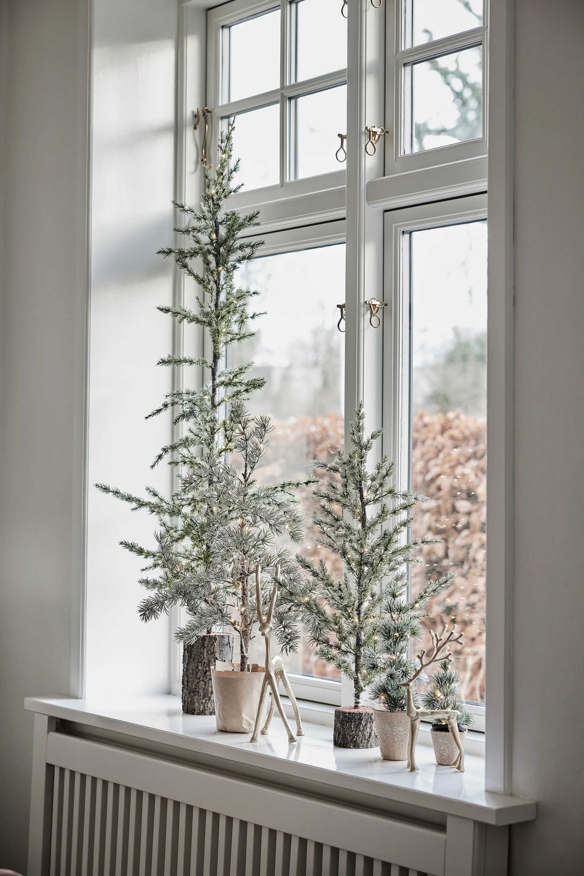 Decorazione a forma di renna Marely – 23 cm, Oro chiaro Lene Bjerre