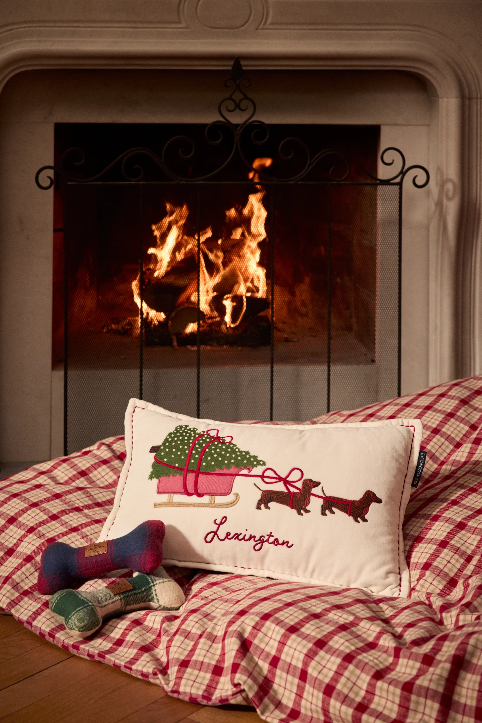 Ciondolo di Natale in cotone biologico vellutato slitta con cane 30x50 cm, Bianco Lexington