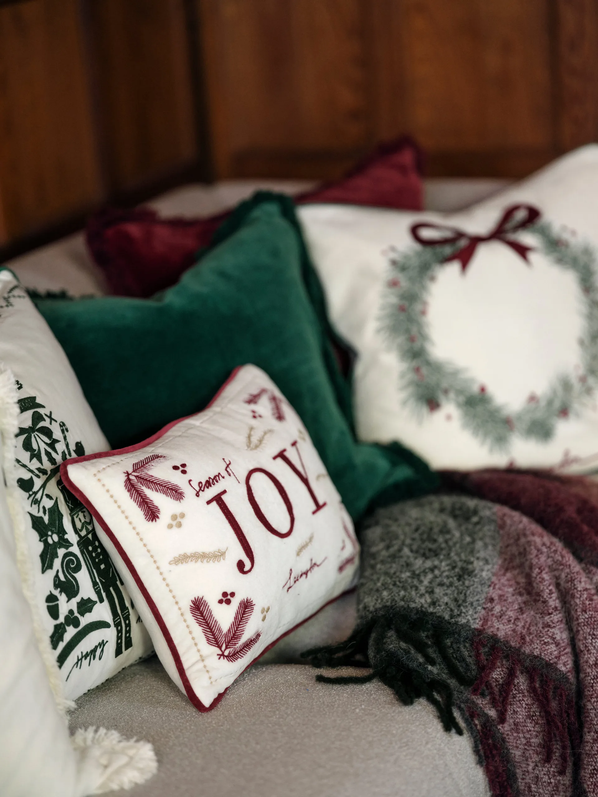 Copricuscino con frange in velluto e cotone biologico 50x50 cm, Verde Lexington