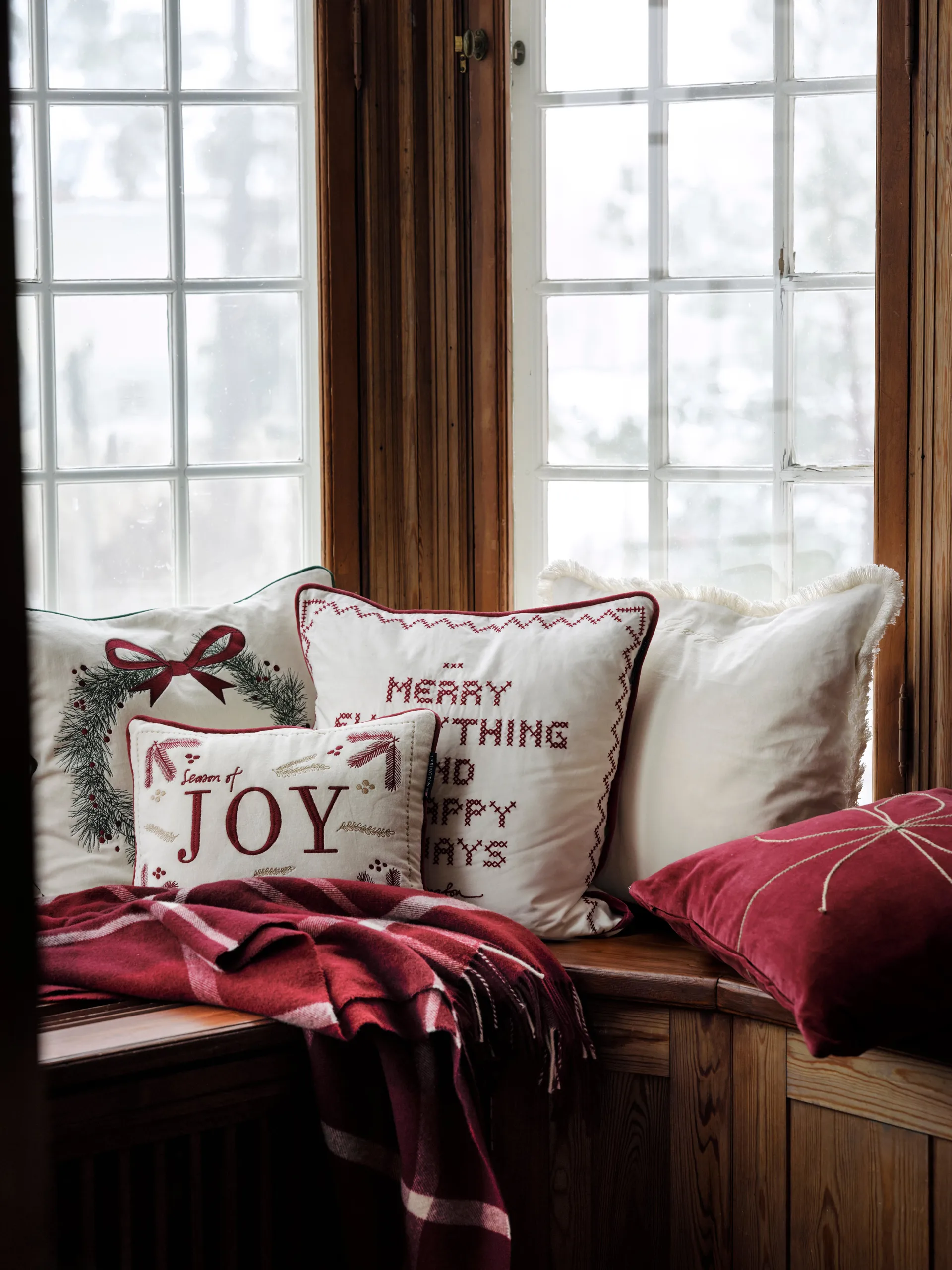 Cuscino in velluto di cotone biologico Joy 30x40 cm, Bianco-rosso Lexington